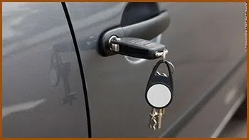 Interstate Locksmith Shop Hales Corners, WI 414-446-3666 - 18-car-unlock